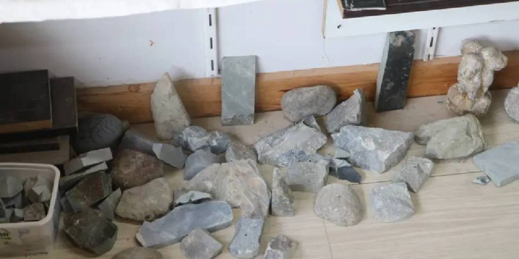 Hobi diye başladı hayal edemeyeceği noktaya ulaştı! 25 yıllık emek: Ekmeğini gerçekten ‘Taştan’ çıkarıyor 4